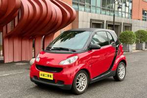 fortwo smart 1.0 MHD 硬顶标准版