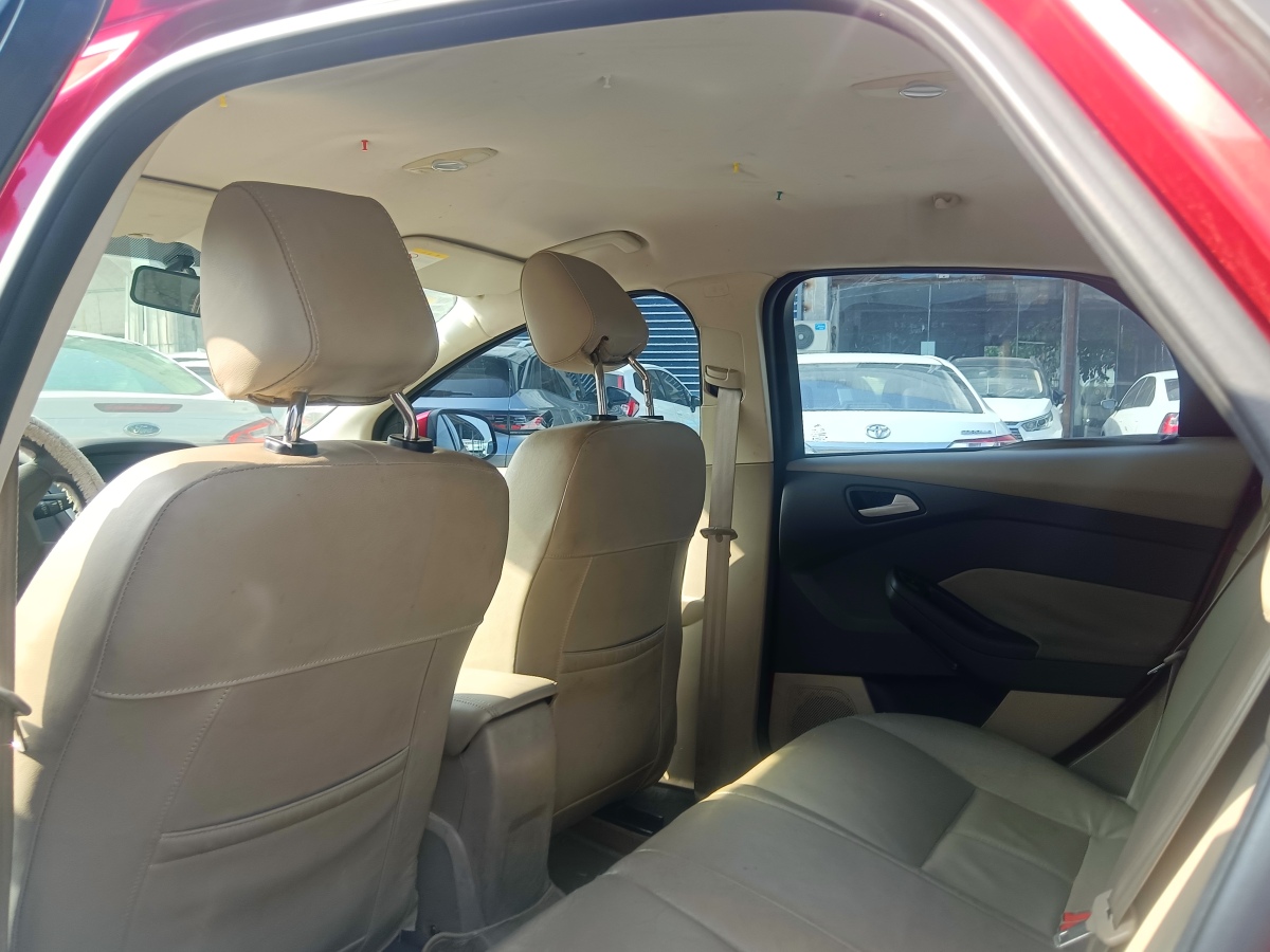 福特 ?？怂? 2012款 三廂 1.6L 手動舒適型圖片