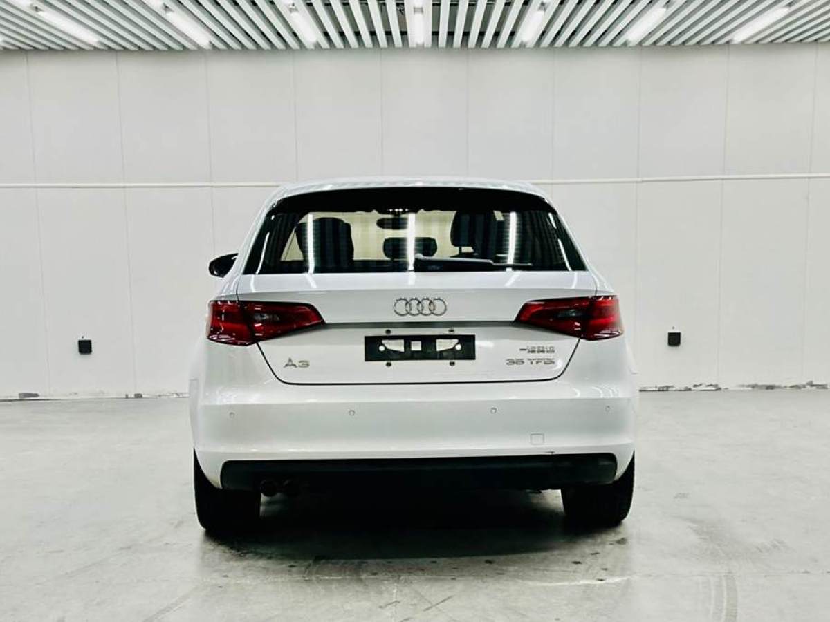 奧迪 奧迪A3  2014款 Sportback 35 TFSI 自動舒適型圖片