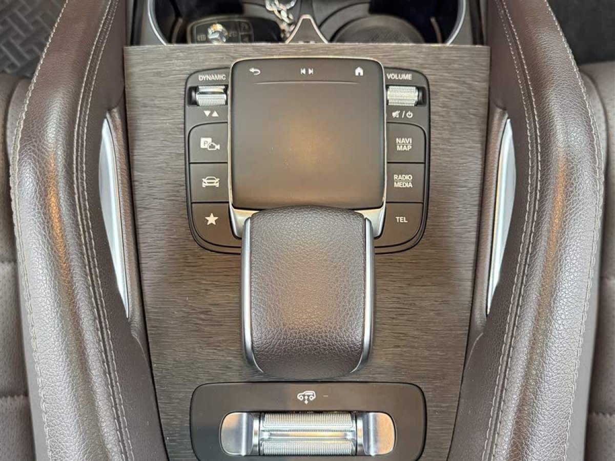 奔馳 奔馳GLS  2022款 改款 GLS 450 4MATIC 豪華型圖片