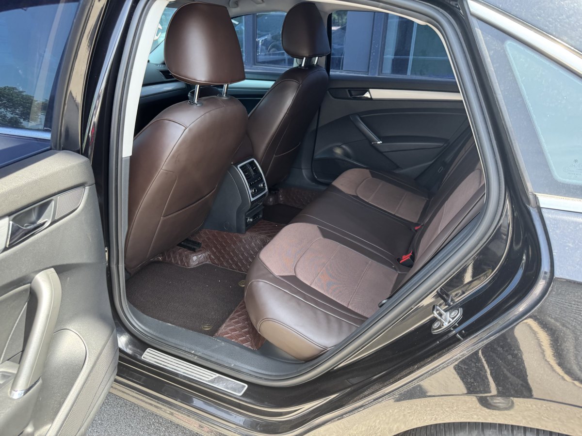 大眾 帕薩特  2013款 1.8TSI DSG尊榮版圖片