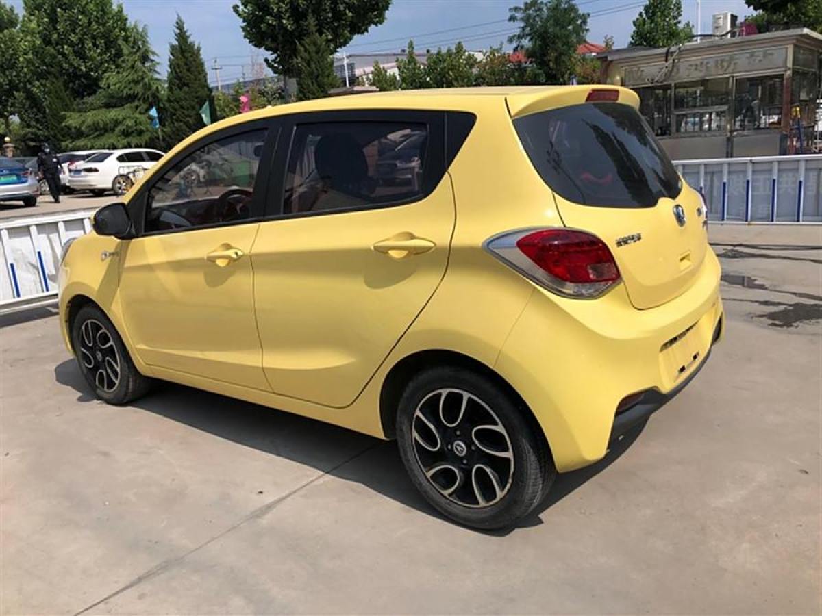 長(zhǎng)安 奔奔  2014款 1.4L IMT豪華型圖片