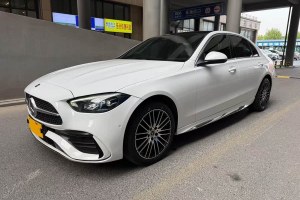奔馳C級(jí) 奔馳 改款 C 260 L 運(yùn)動(dòng)版