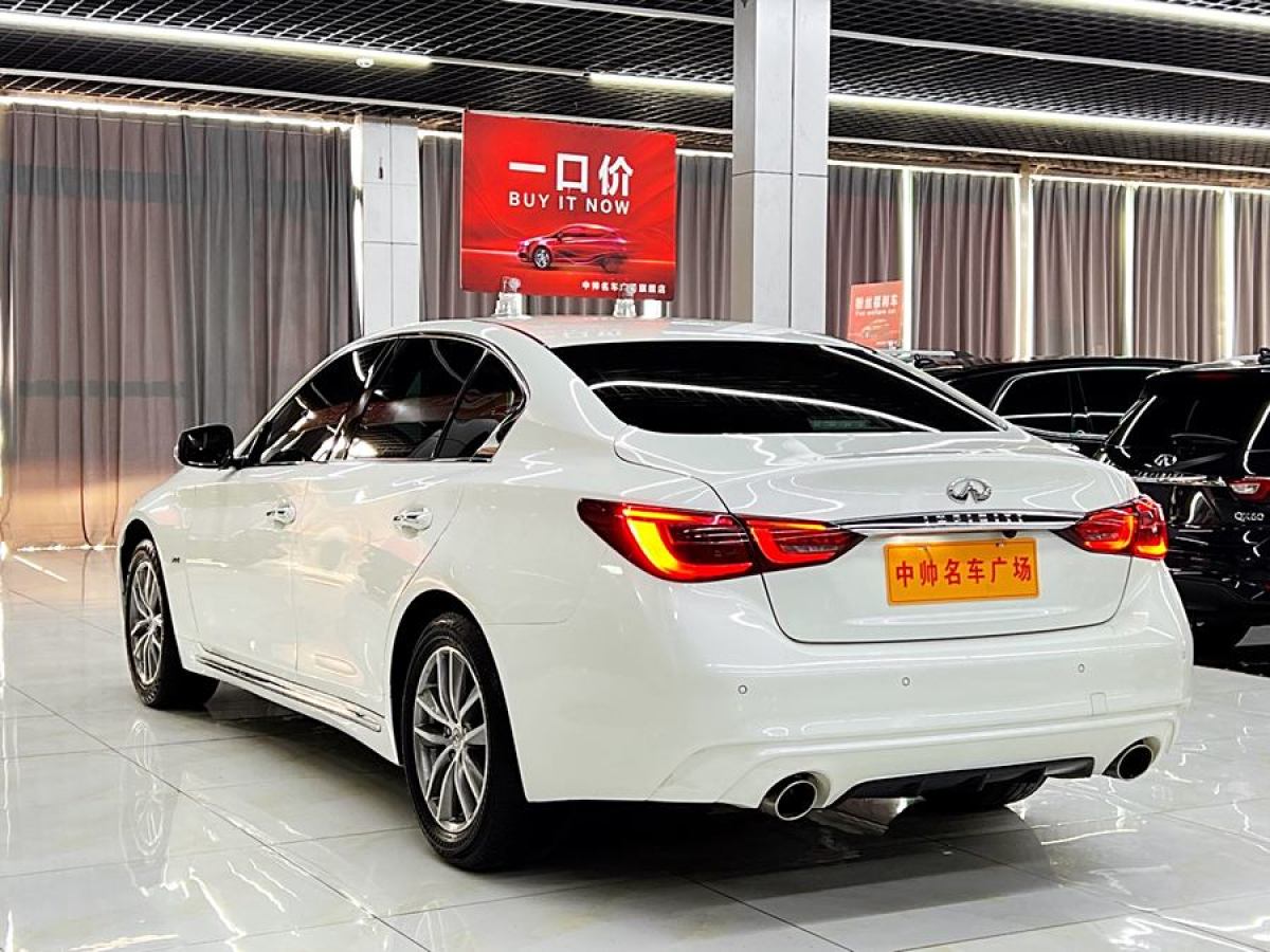 英菲尼迪 Q50L  2020款 2.0T 30周年限量版圖片