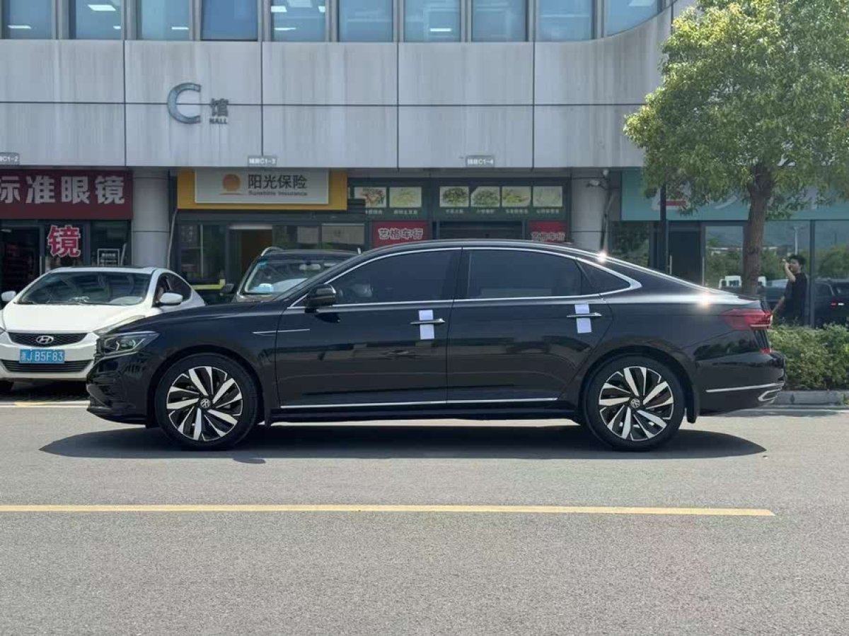大眾 帕薩特  2024款 380TSI 星空豪華版圖片
