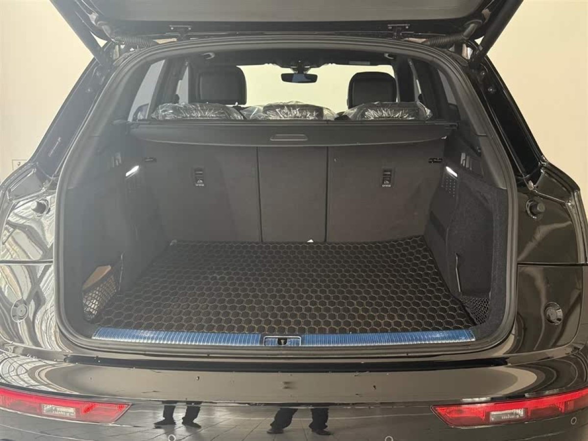 奧迪 奧迪Q5L  2024款 45 TFSI 豪華動感型圖片
