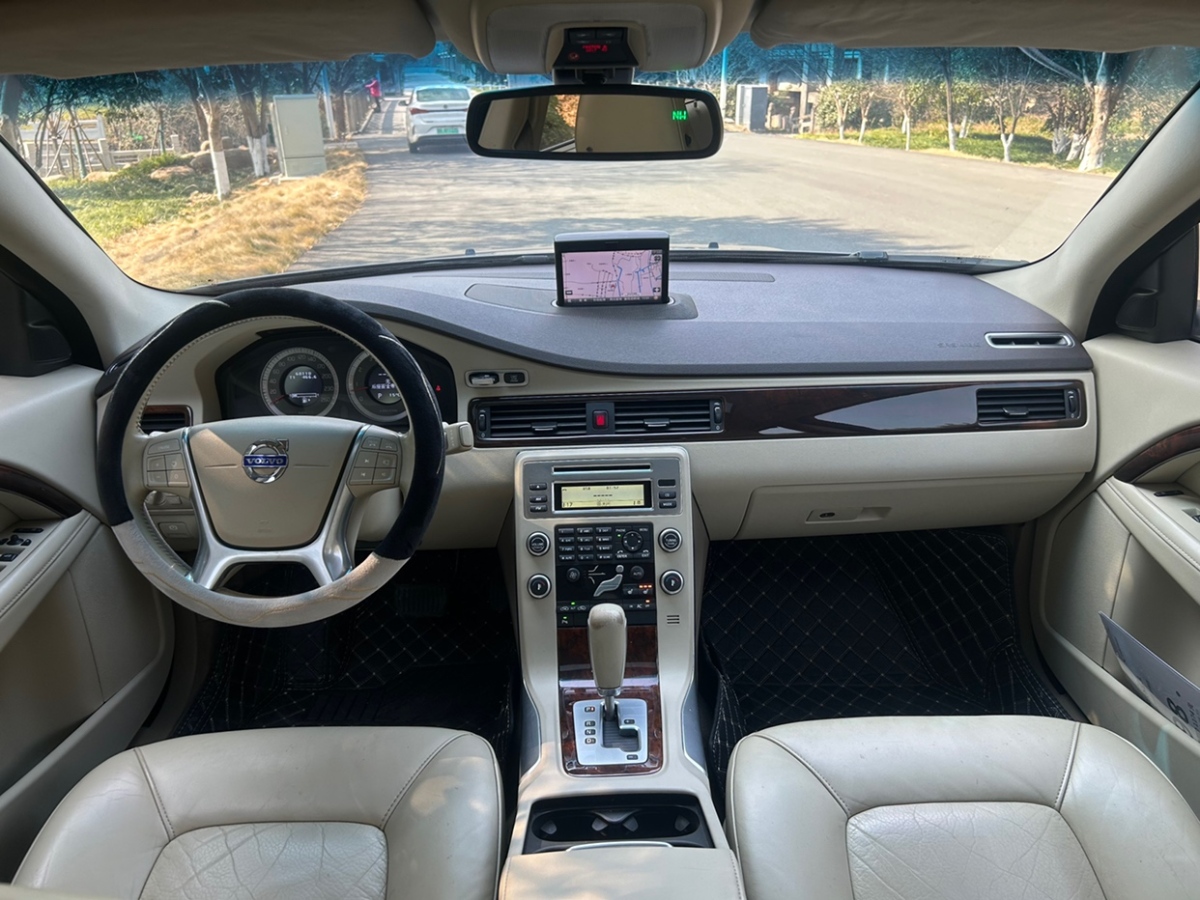 沃爾沃 S80L  2012款 3.0T T6 AWD 智雅版圖片