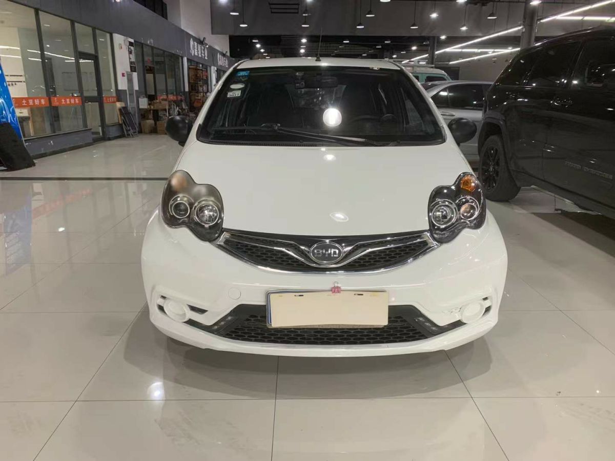 比亞迪 F0  2015款 1.0L AMT 悅酷型圖片