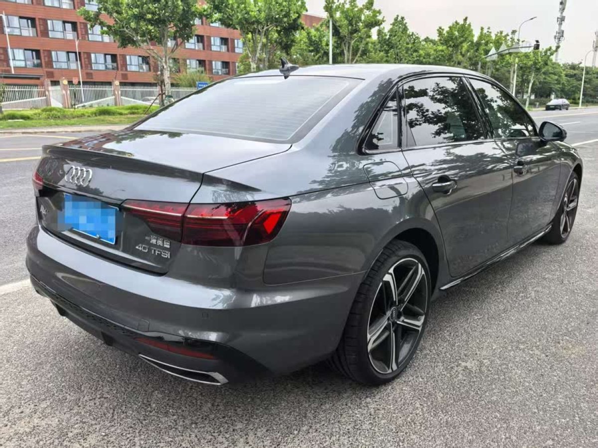 奧迪 奧迪A4L  2024款 40 TFSI 豪華動感型圖片