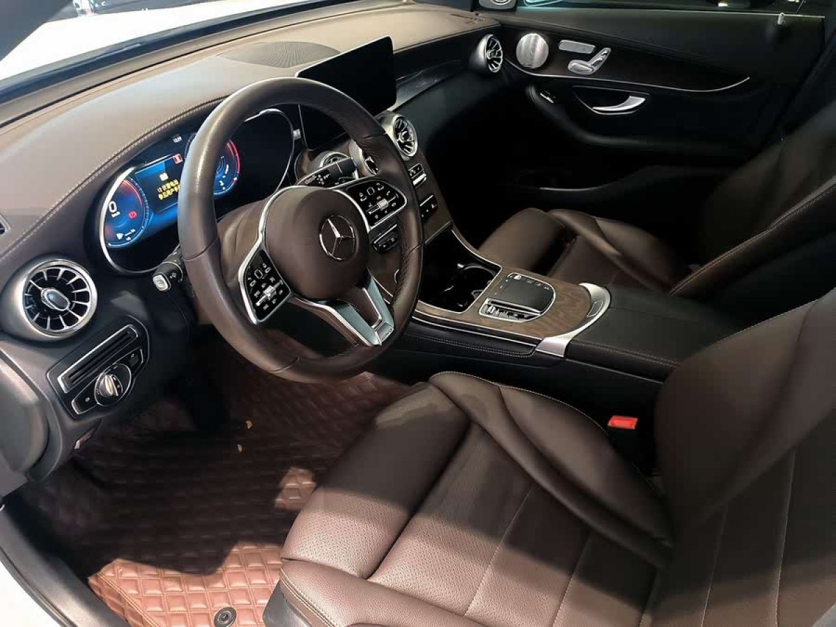 奔馳 奔馳GLC  2018款 改款 GLC 300 4MATIC 豪華型圖片