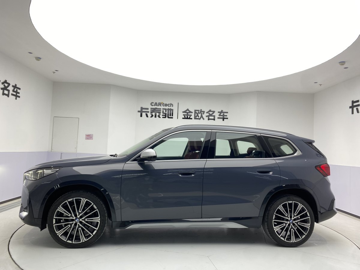 2023年6月寶馬 寶馬X1  2023款 xDrive25Li X設(shè)計套裝