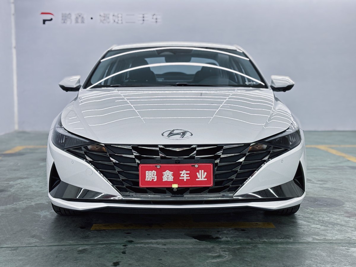 現(xiàn)代 伊蘭特  2021款 1.5L LUX尊貴版圖片