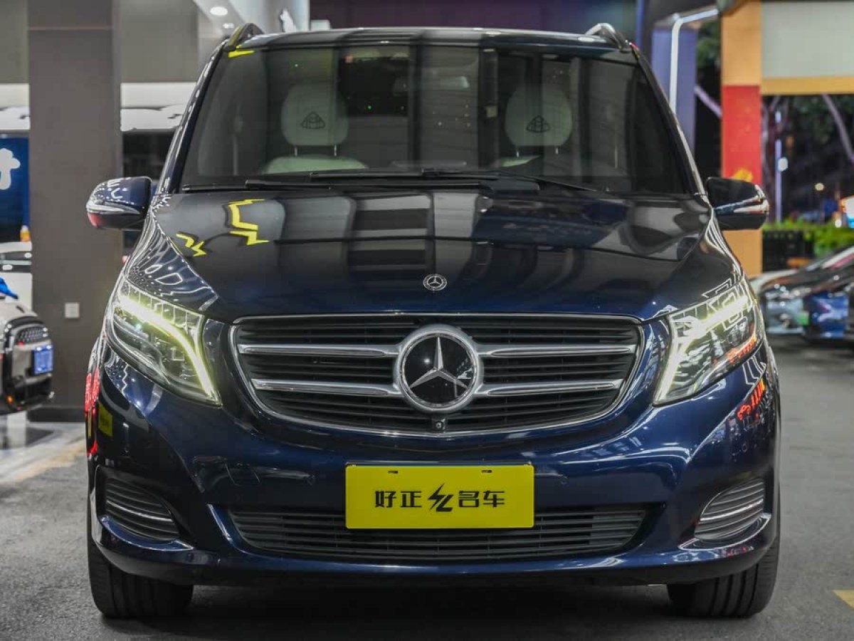 奔馳 V級  2018款 V 260 L 尊貴加長版 國VI圖片