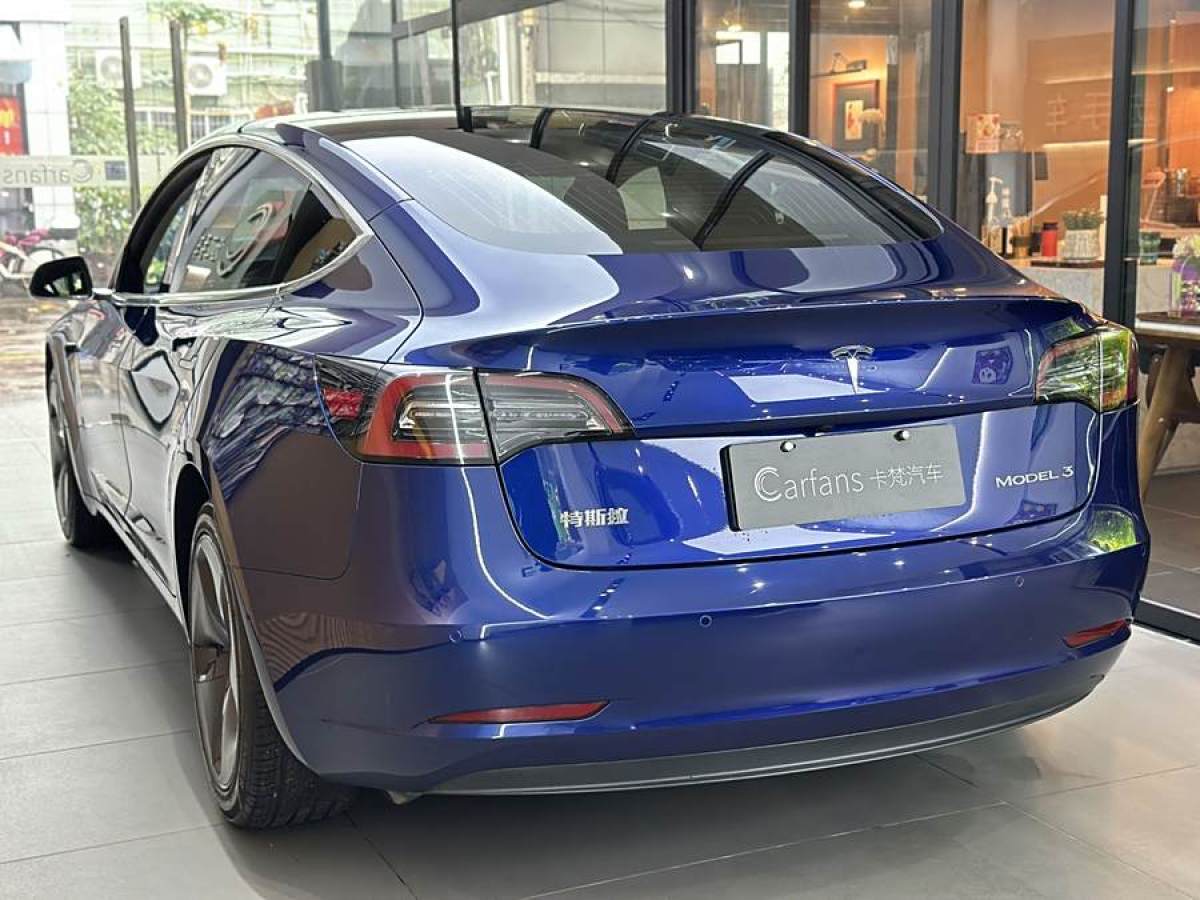 特斯拉 Model 3  2020款 改款 標準續(xù)航后驅升級版圖片