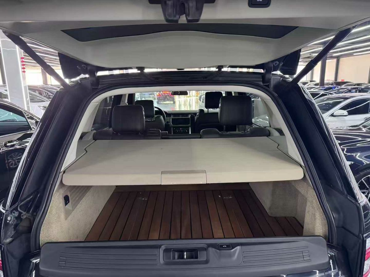 路虎 攬勝  2017款 極光Convertible 2.0T HSE Dynamic 美規(guī)版圖片