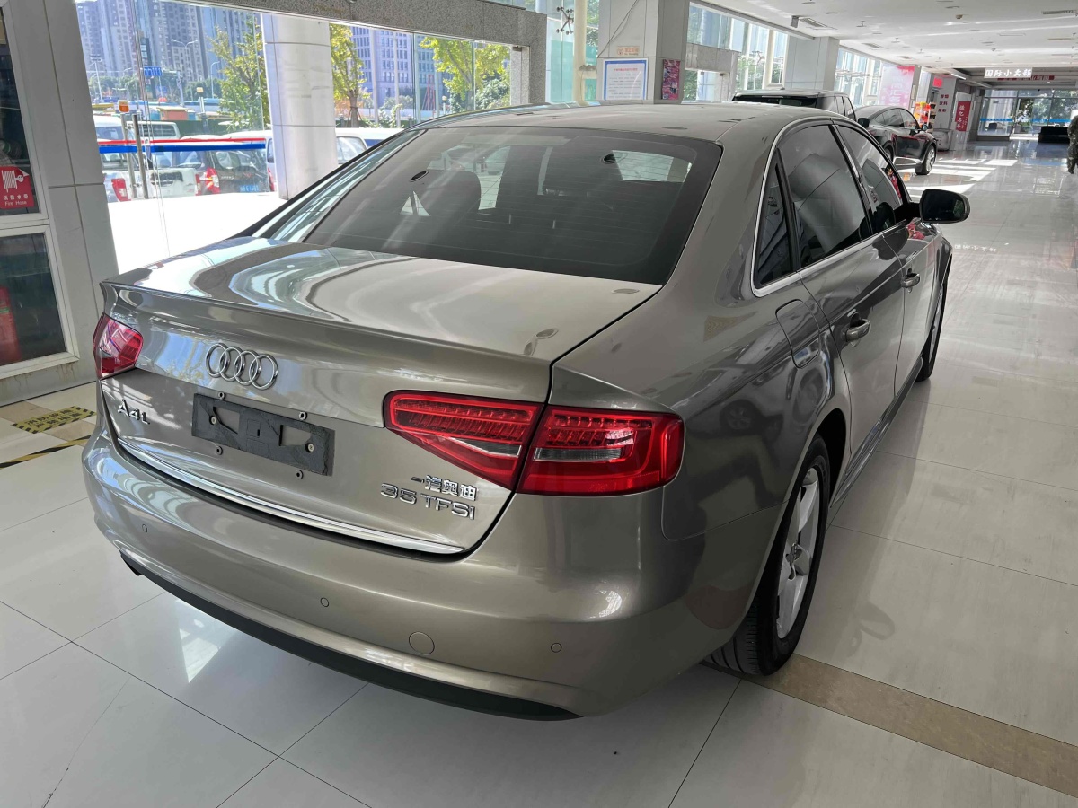 奧迪 奧迪A4L  2013款 35 TFSI 自動舒適型圖片