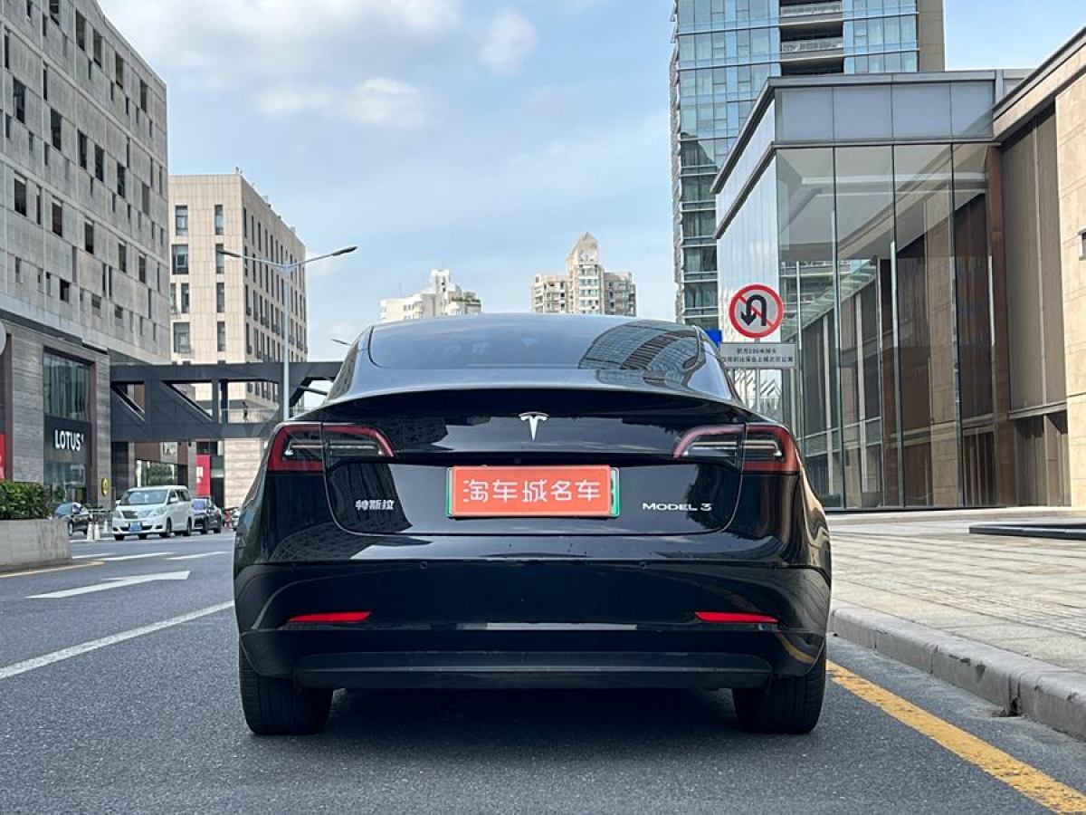 特斯拉 Model 3  2022款 改款 后輪驅(qū)動版圖片