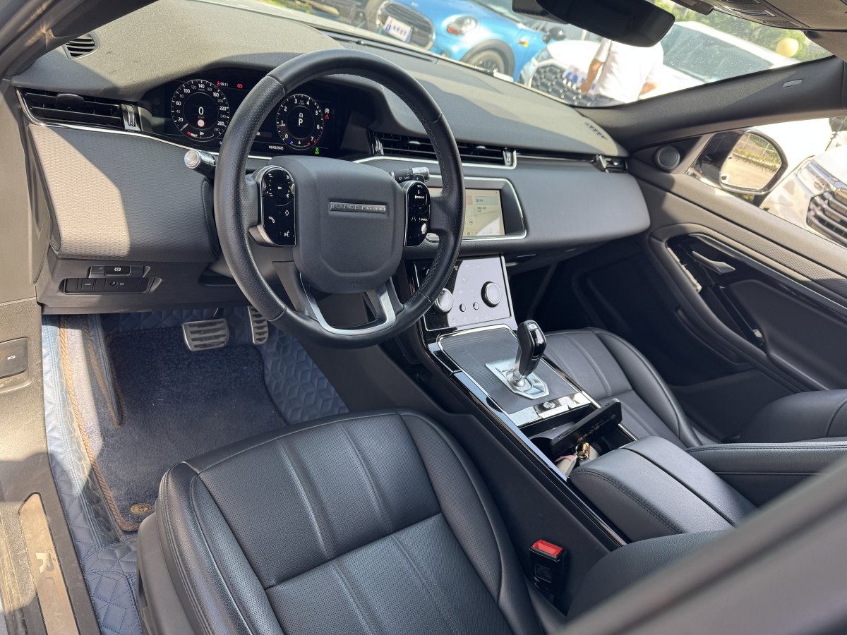 路虎 攬勝極光  2020款 249PS R-DYNAMIC S 運(yùn)動版圖片