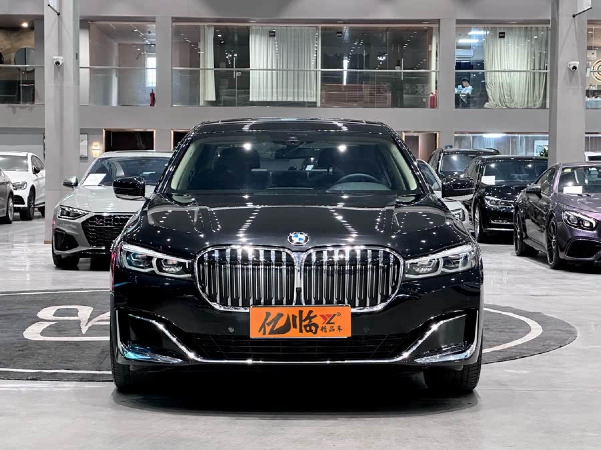 寶馬 寶馬7系  2019款 改款 740Li 領(lǐng)先型 豪華套裝圖片
