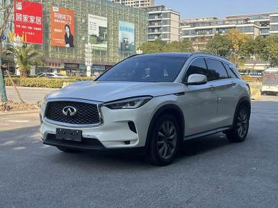 2020年9月 英菲尼迪 QX50 改款 2.0T 兩驅(qū)時(shí)尚版圖片