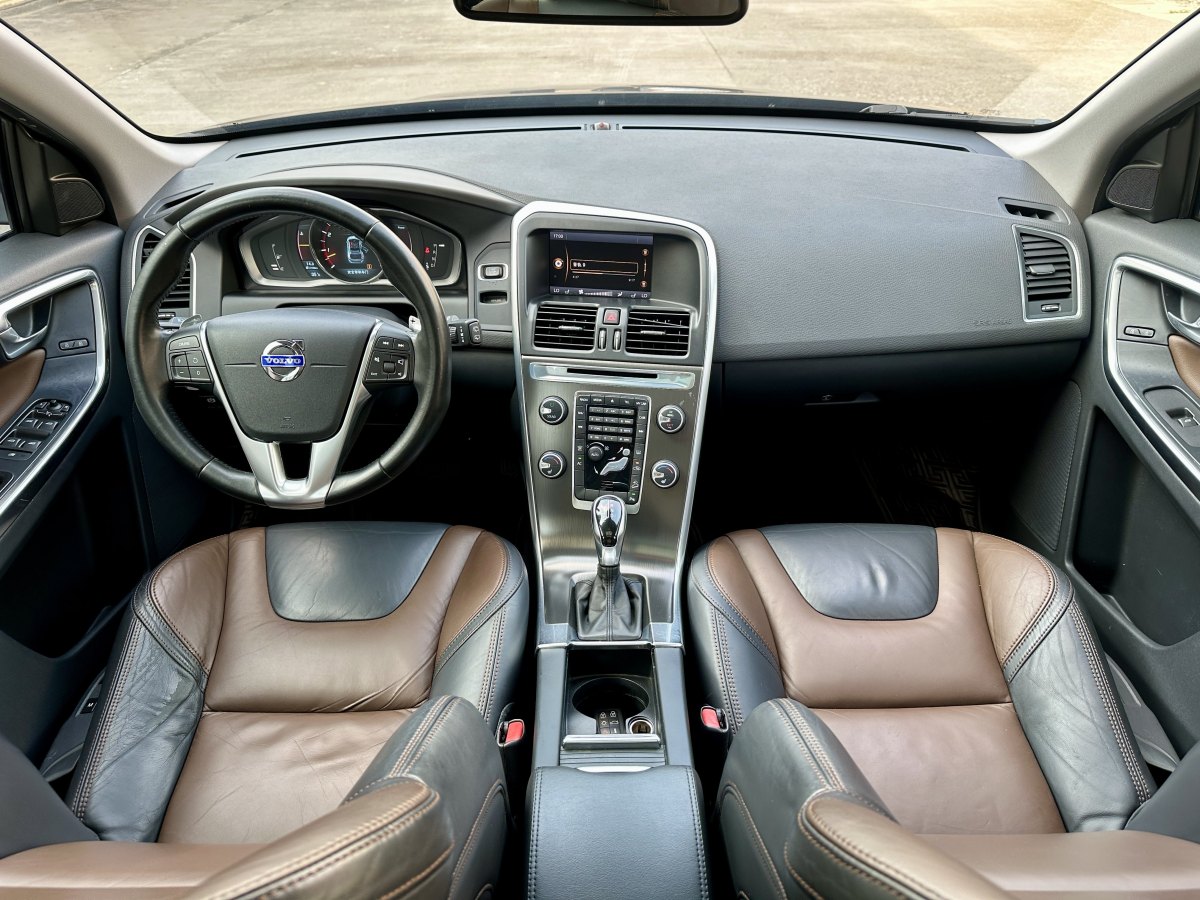 沃爾沃 XC60  2014款 T6 智尚版圖片