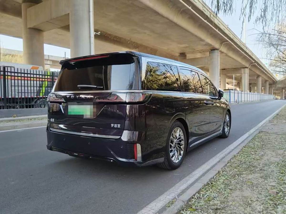 2024年7月嵐圖 夢想家  2024款 PHEV 超長續(xù)航旗艦版