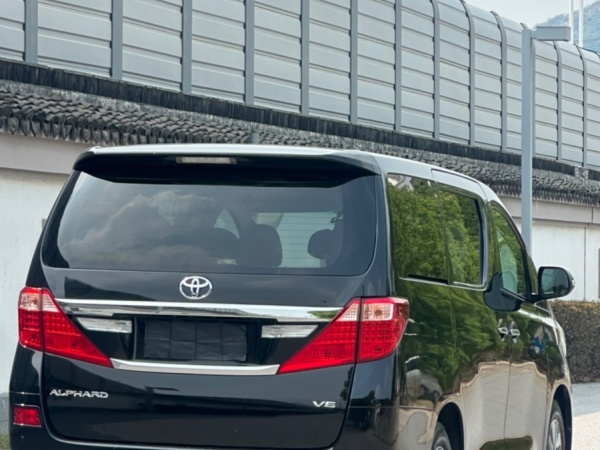 2015年1月豐田 埃爾法  2018款 改款 3.5L 尊貴版