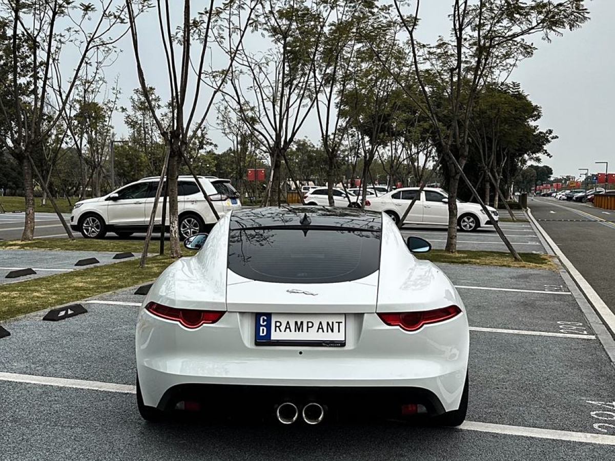 捷豹 F-TYPE  2016款 3.0T 硬頂版圖片