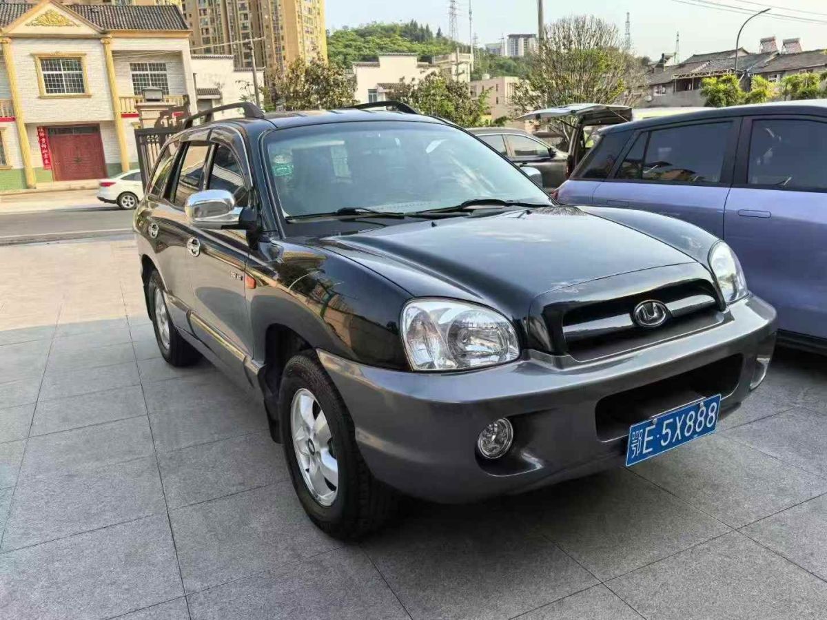 華泰 圣達(dá)菲  2012款 1.8T 手動(dòng)導(dǎo)航版圖片