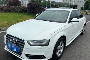 奧迪A4L 奧迪 30 TFSI 自動舒適型