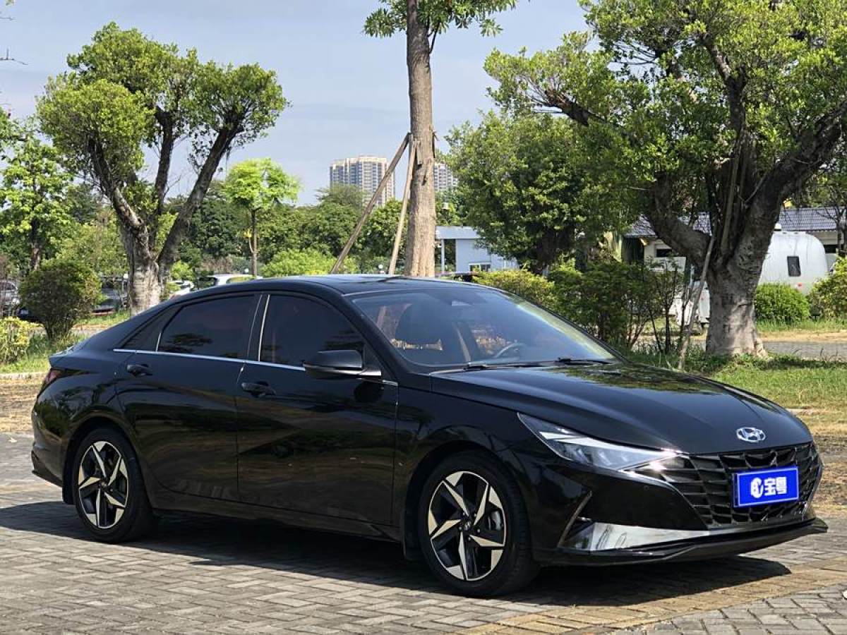 現(xiàn)代 伊蘭特  2022款 1.5L CVT LUX尊貴版圖片