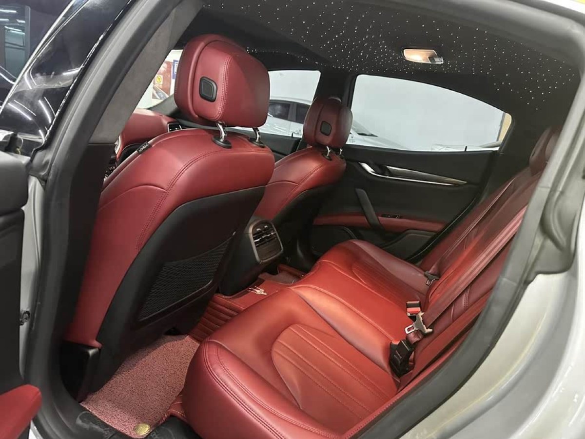 瑪莎拉蒂 Ghibli  2017款 3.0T 標(biāo)準(zhǔn)版圖片