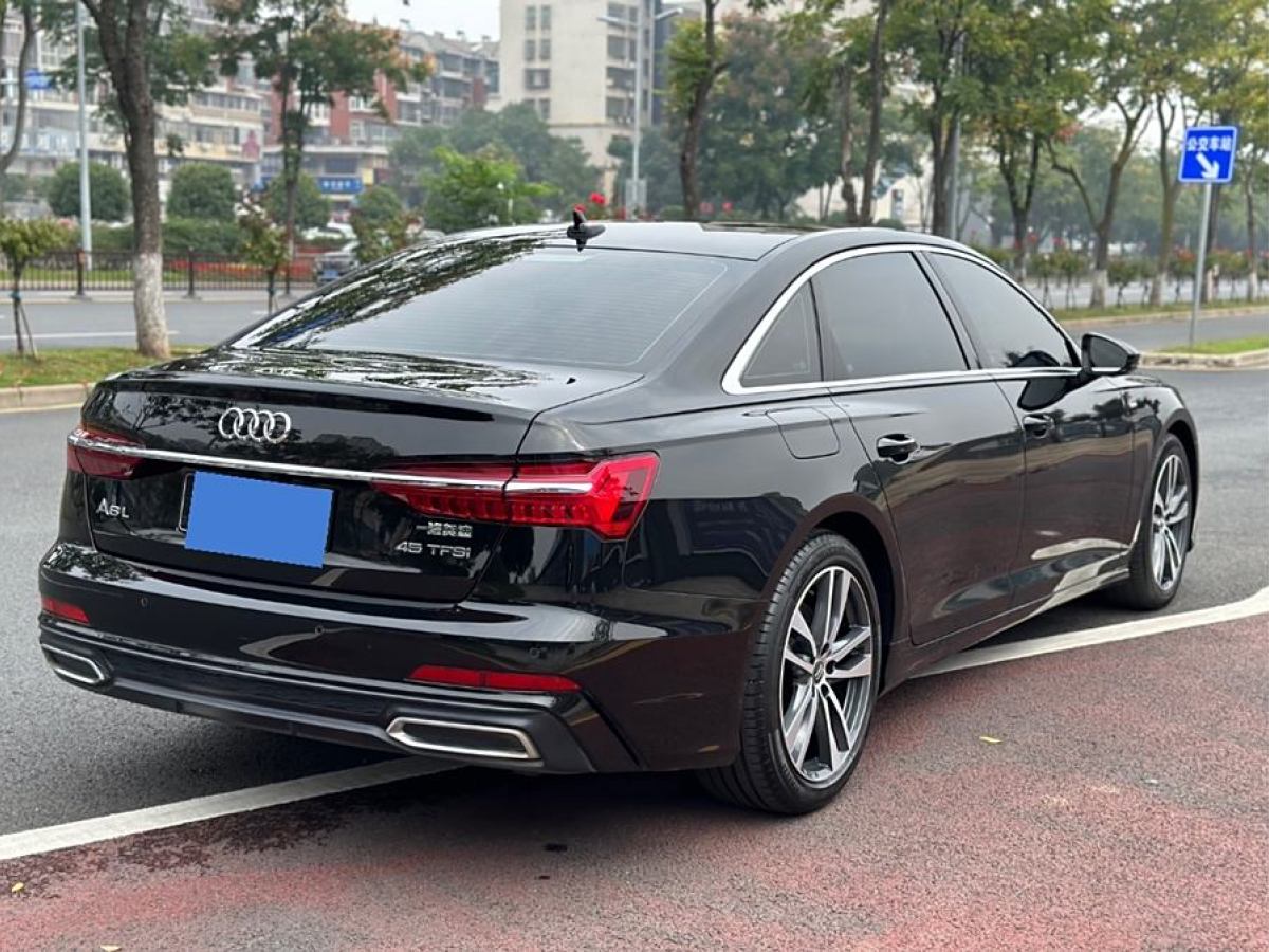 奧迪 奧迪A6L  2021款 45 TFSI quattro 臻選動(dòng)感型圖片