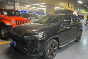 自由光 Jeep 2.0T 四驅(qū)夜鷹版