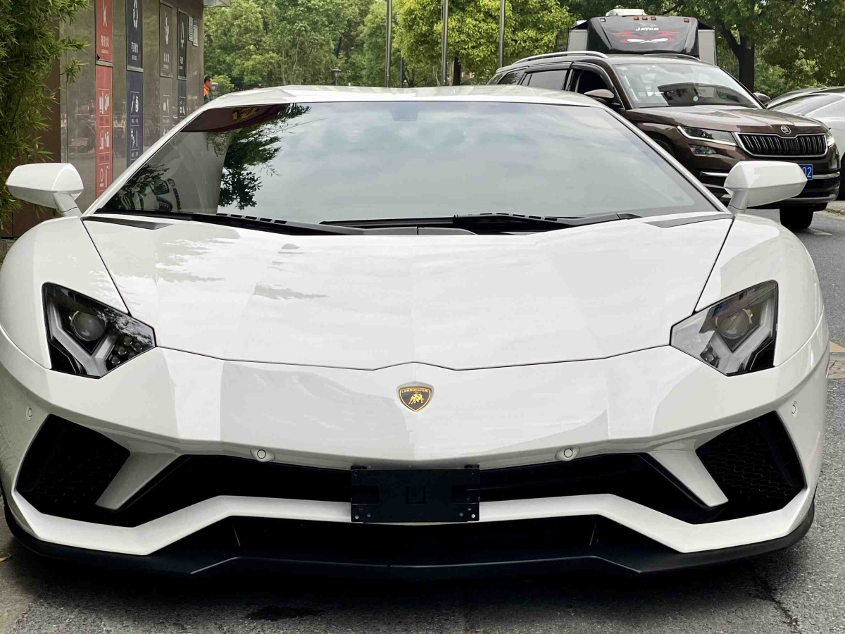 蘭博基尼 Aventador  2018款 Aventador S Roadster圖片