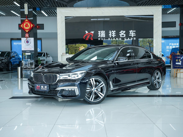 宝马 宝马7系  2023款 740Li 领先型 M运动套装