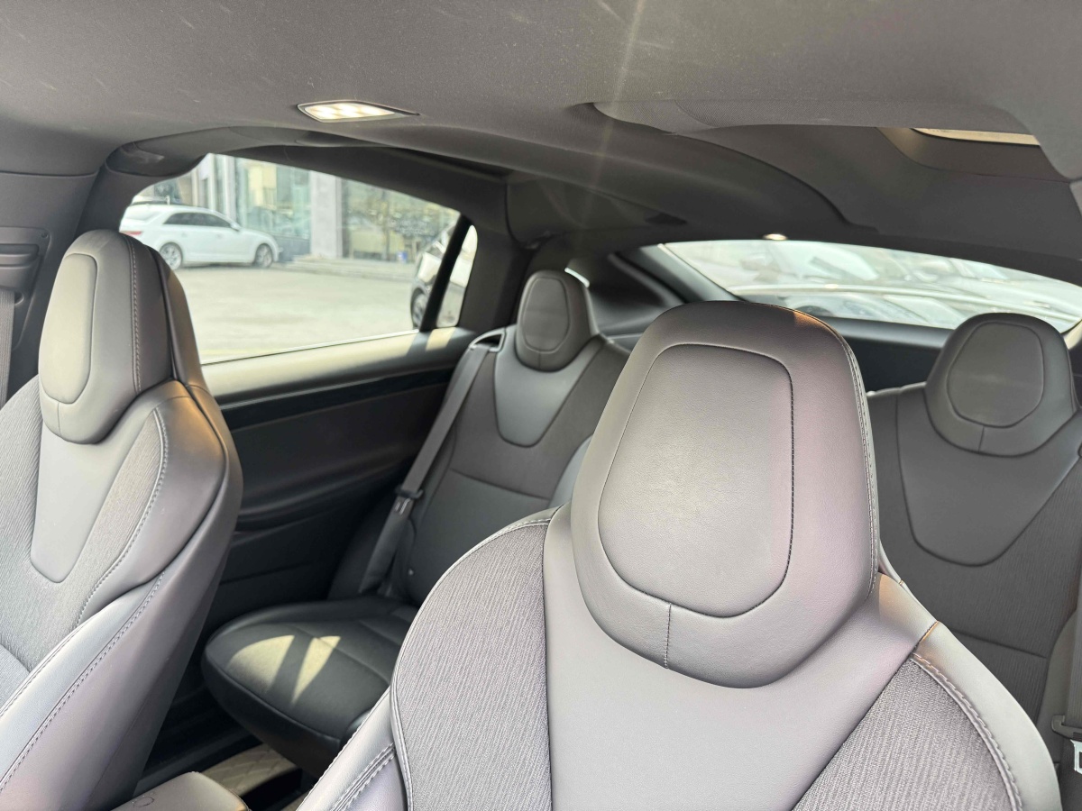 2019年4月特斯拉 Model X  2017款 Model X 100D 長(zhǎng)續(xù)航版