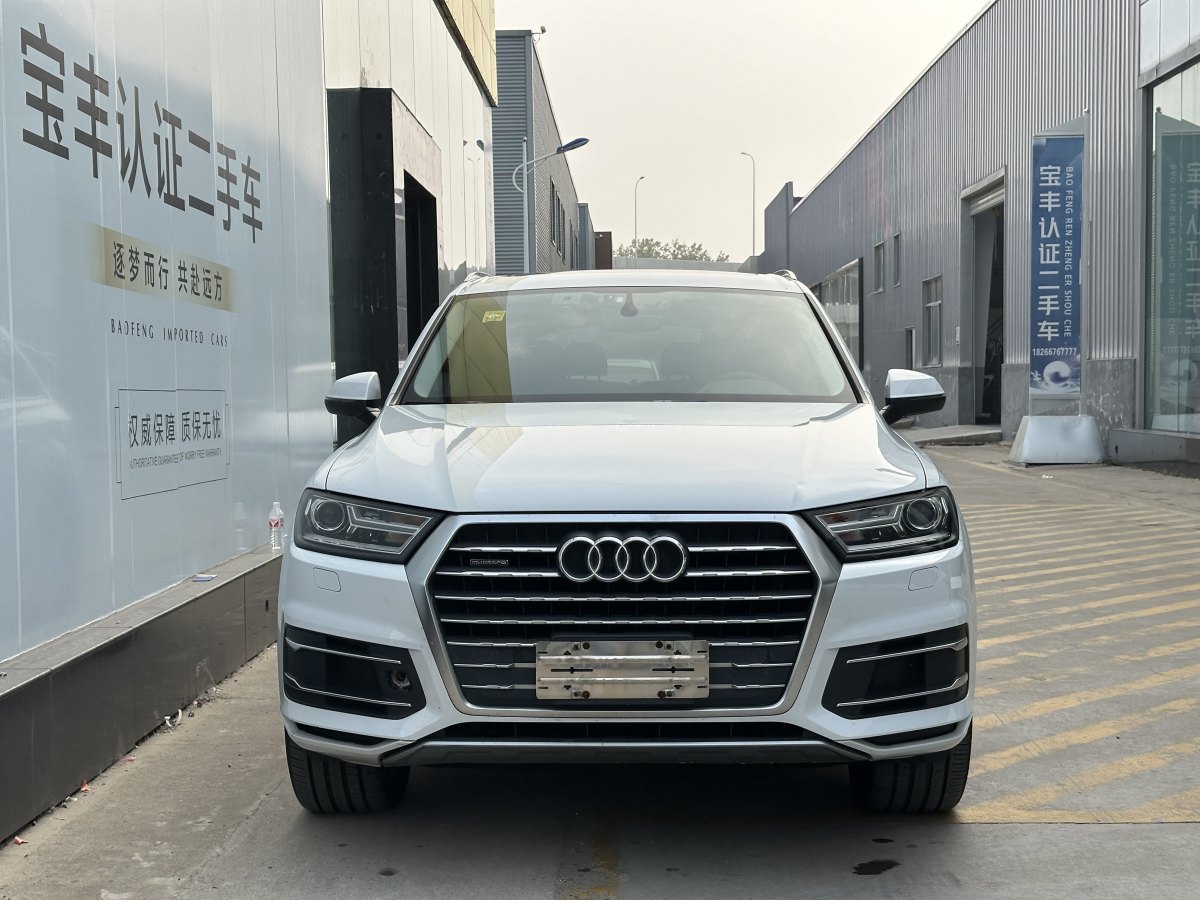 奧迪 奧迪Q7  2017款 Q7 3.0T FSI Premium 美規(guī)版圖片