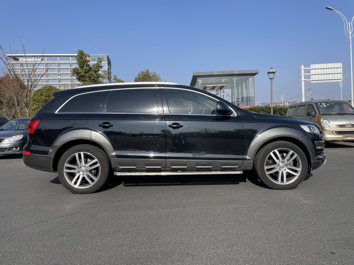 奧迪 奧迪Q7  2007款 4.2 FSI quattro 豪華型圖片