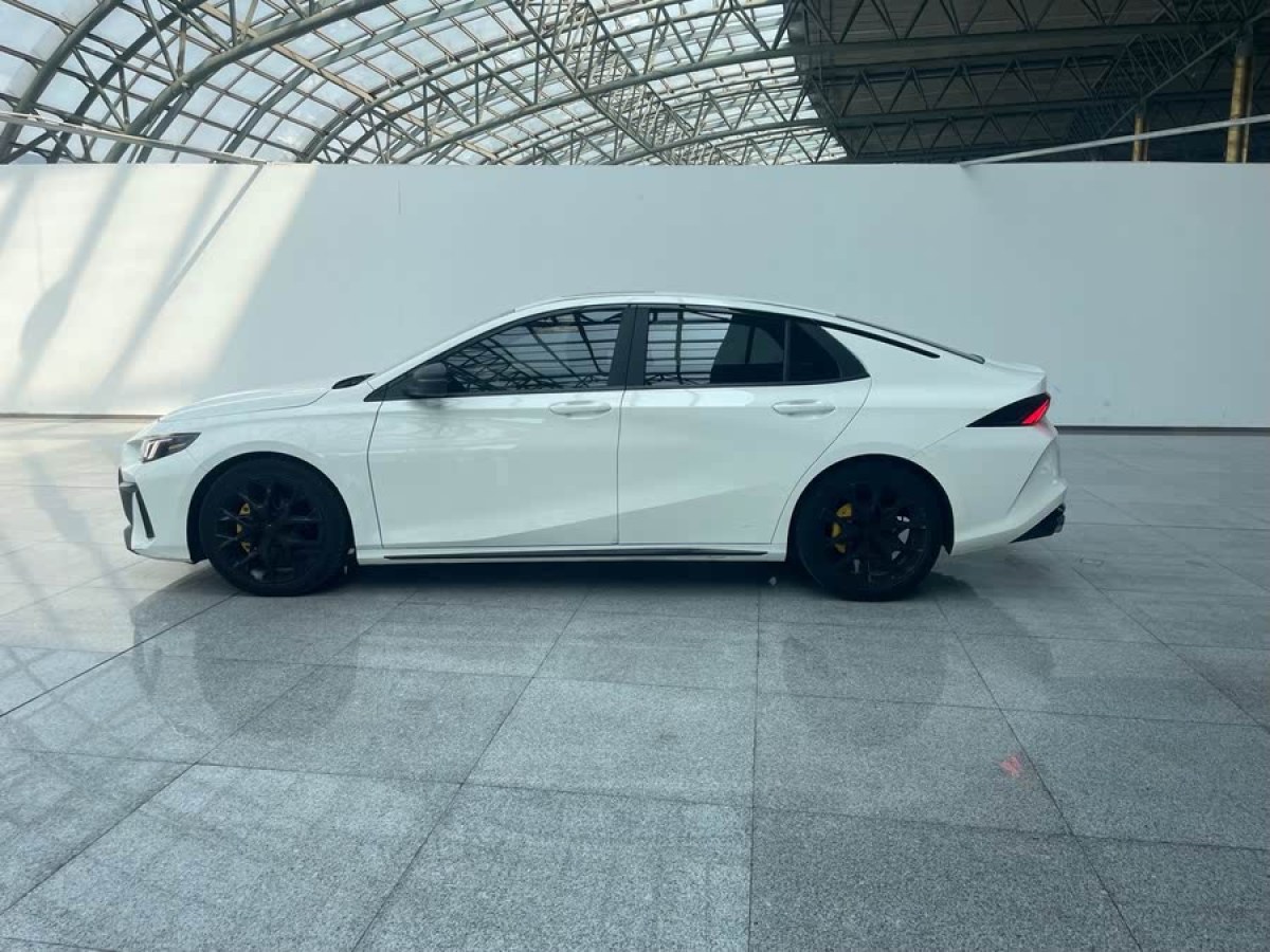 廣汽傳祺 影豹  2021款 270T 影豹J15版圖片