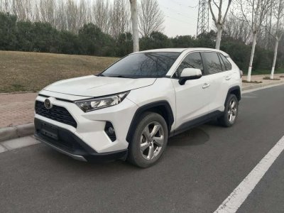 2020年7月 豐田 RAV4榮放 2.0L CVT兩驅(qū)風(fēng)尚版圖片