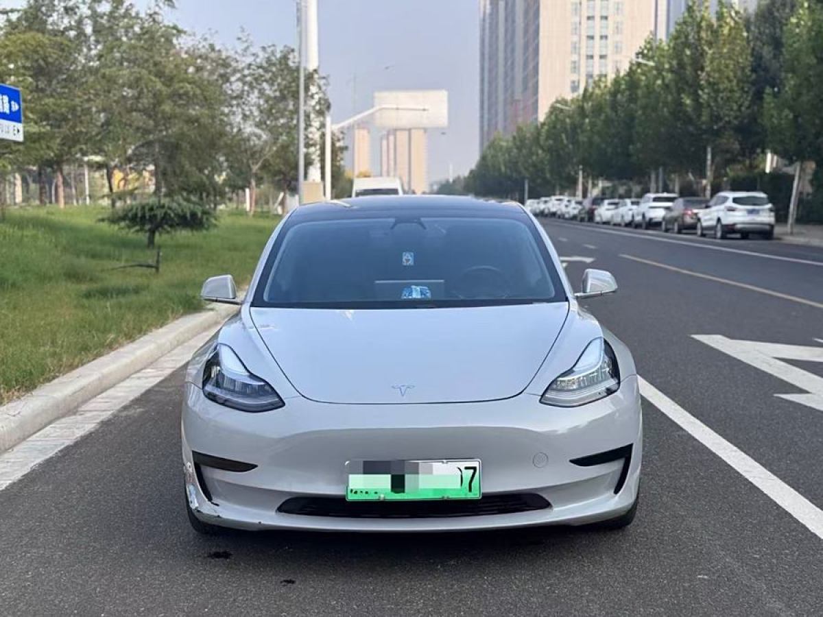 2020年10月特斯拉 Model Y  2021款 改款 標(biāo)準(zhǔn)續(xù)航后驅(qū)升級(jí)版