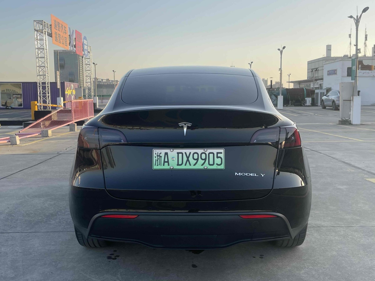 特斯拉 Model 3  2021款 改款 標準續(xù)航后驅升級版圖片