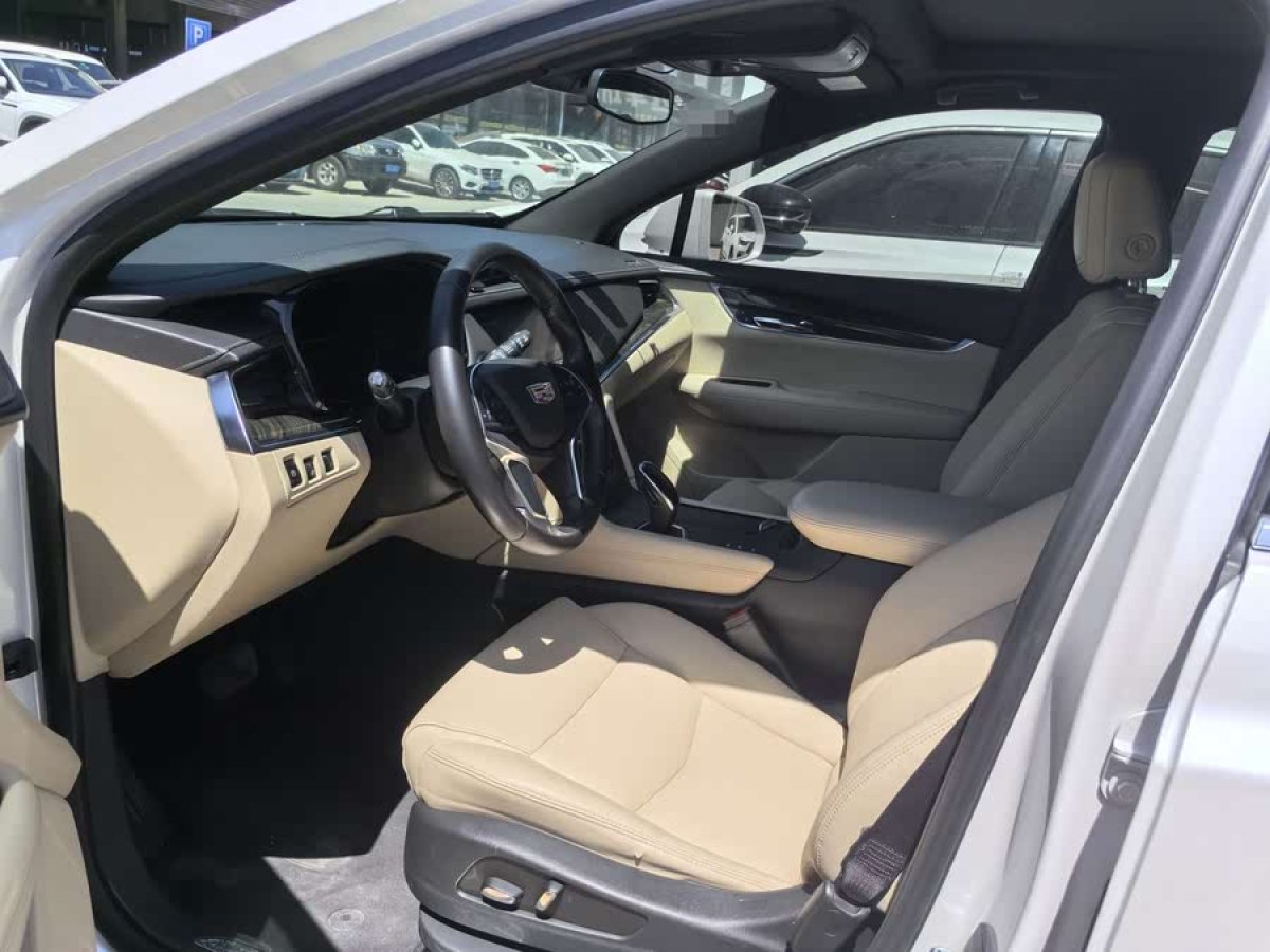 凱迪拉克 XT5  2016款 28T 四驅(qū)技術(shù)型圖片
