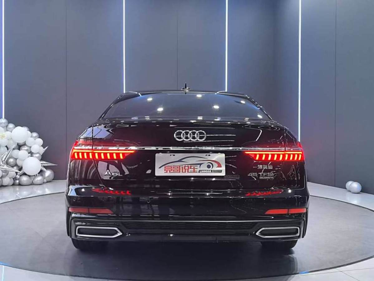 奧迪 奧迪A6L  2022款 45 TFSI 臻選動感型圖片