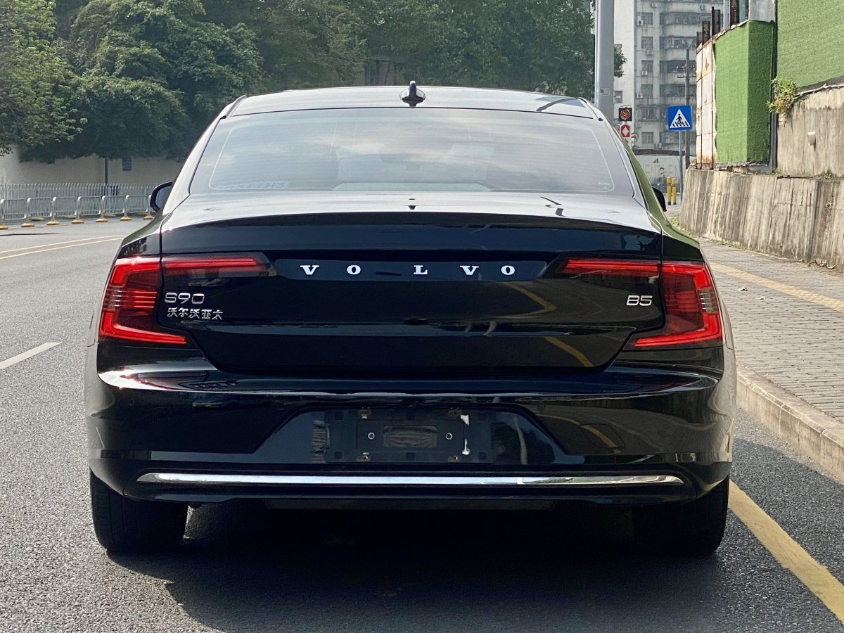 沃爾沃 S90  2021款 B5 智遠(yuǎn)豪華版圖片