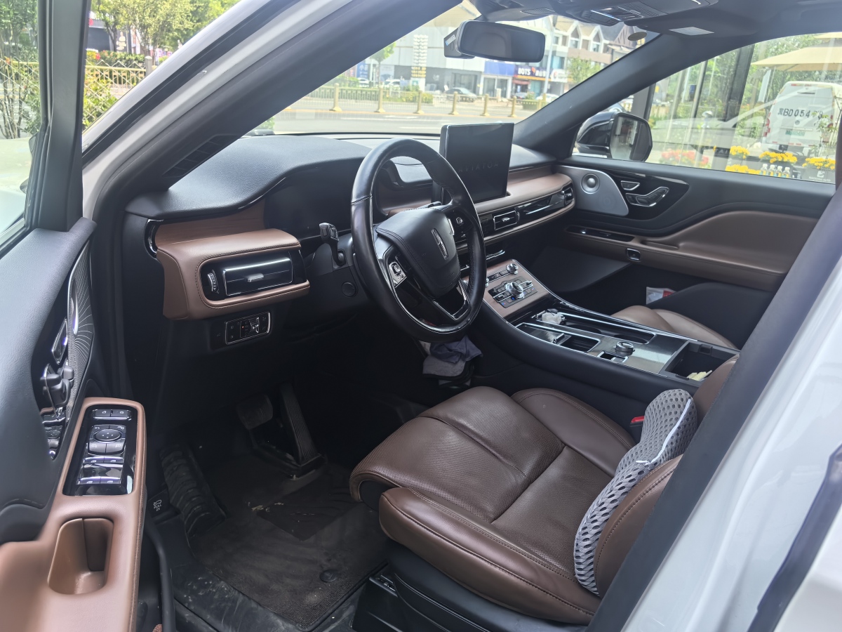 林肯 飛行家  2022款 3.0T V6 四驅(qū)行政版圖片