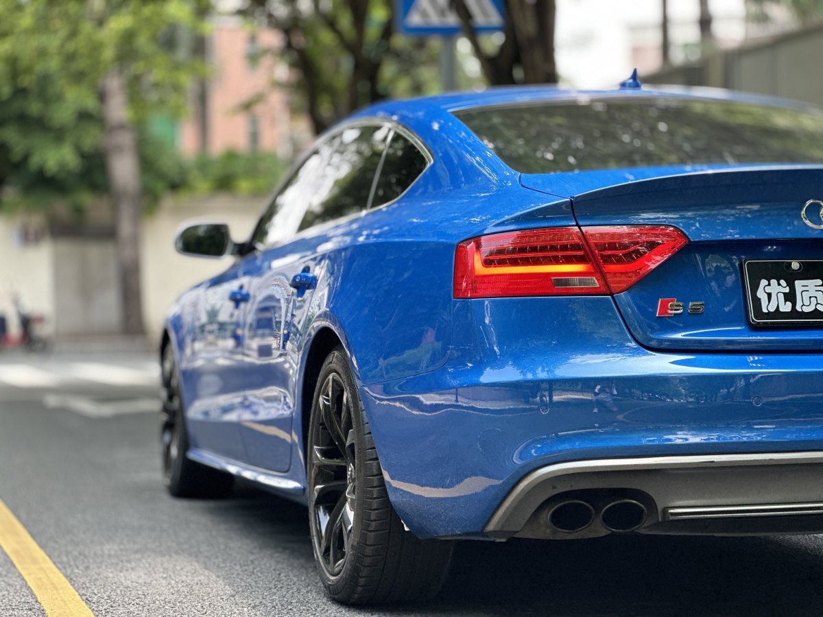 2012年9月奧迪 奧迪S5  2012款 S5 3.0T Sportback