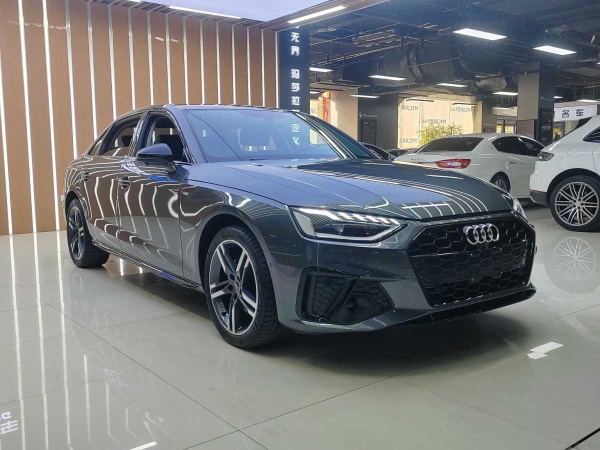 奧迪 奧迪A4L  2022款 40 TFSI 豪華動感型圖片