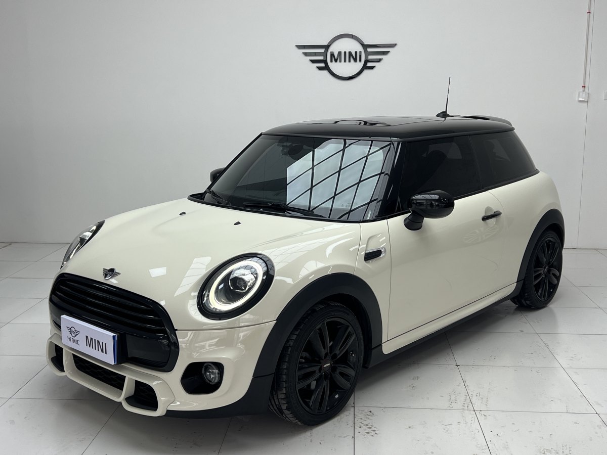 2020年8月MINI MINI  2020款 1.5T COOPER 賽車手